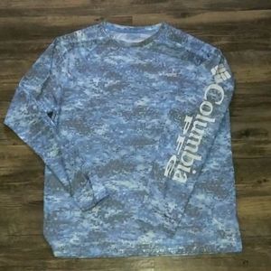 Columbia fishing shirt